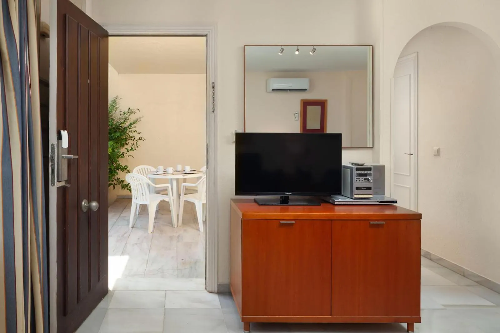 Pueblo Marina Summer Breeze Apartaments By Alfresco Stays El Faro 0*,